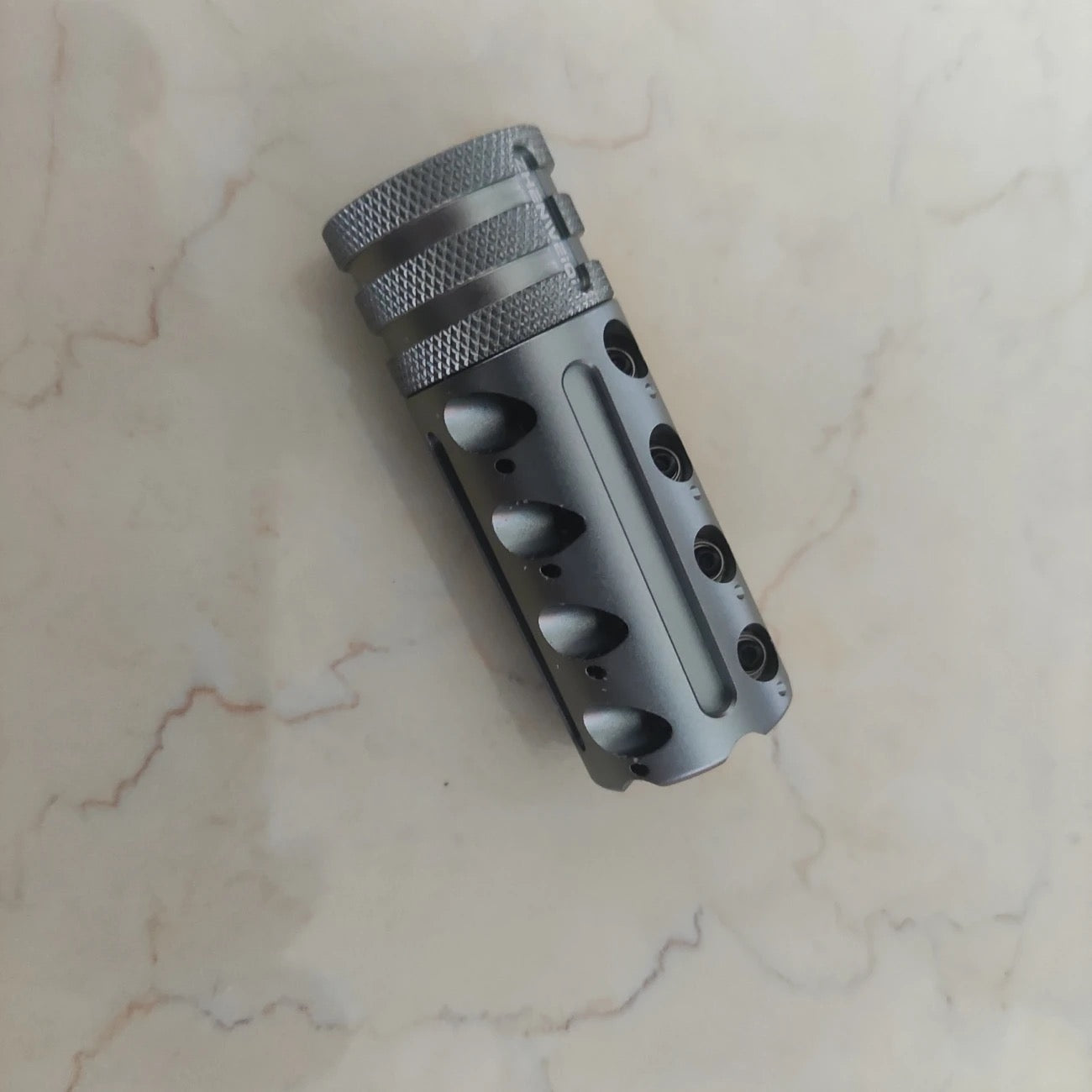 Gray bearing tube