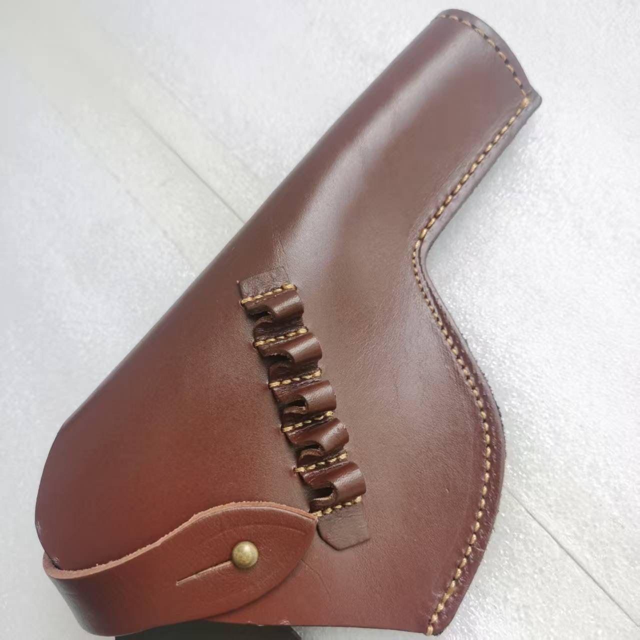 revolver-leather-holster