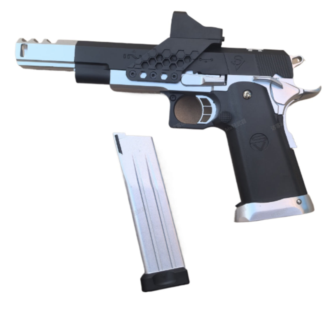 wolf-warrior-2011-gel-blaster-pistol