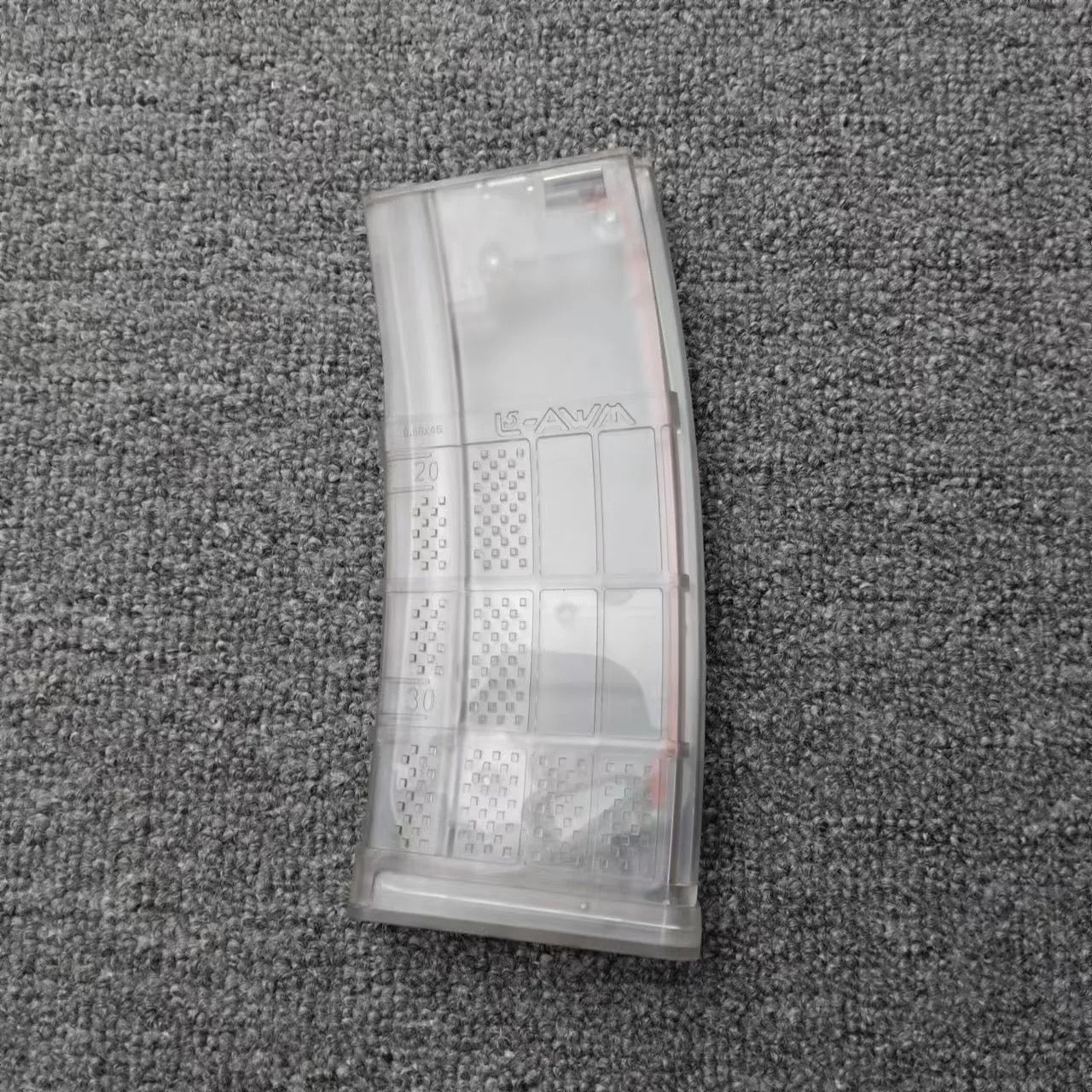l5-transparent-white-magazine