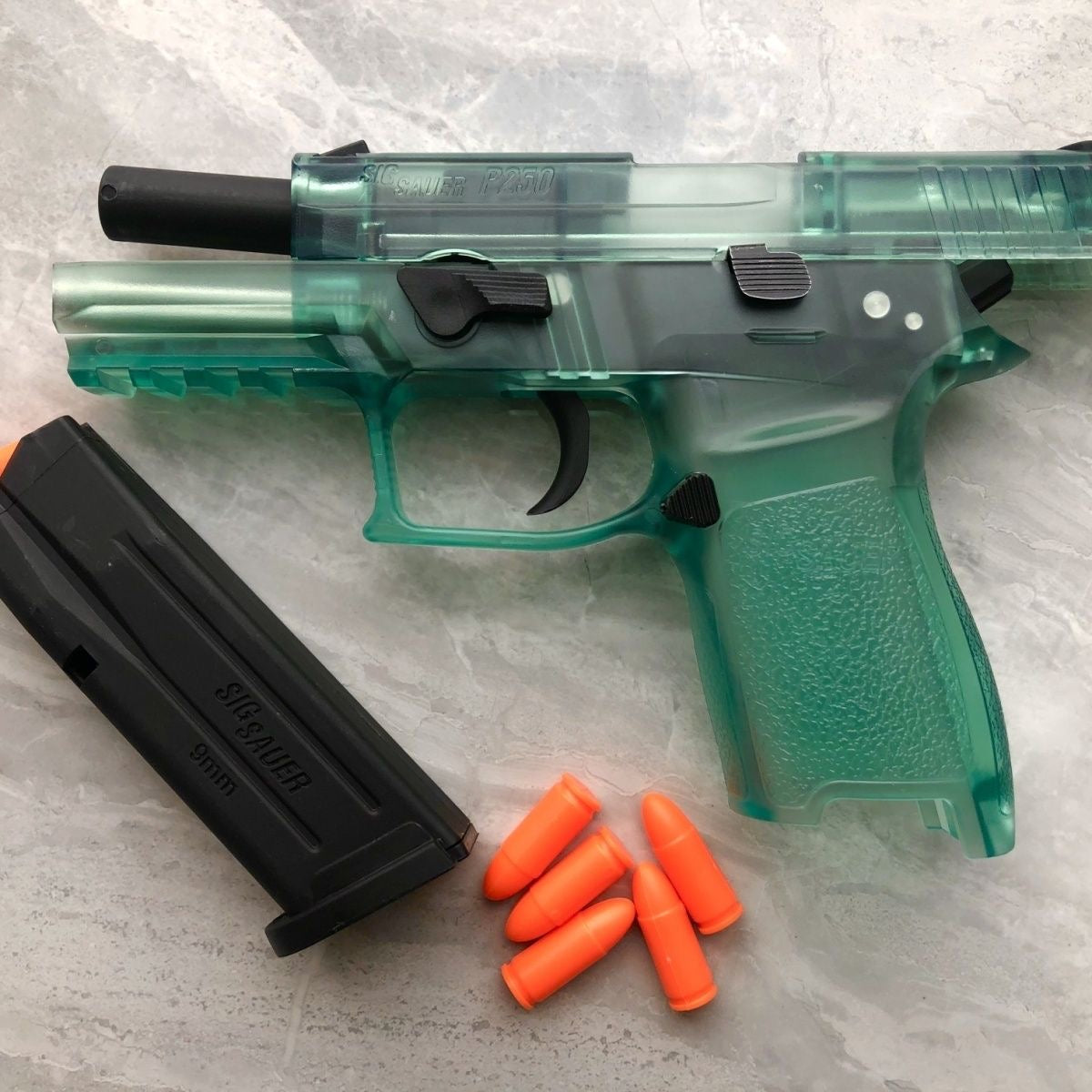 detachable-magazine