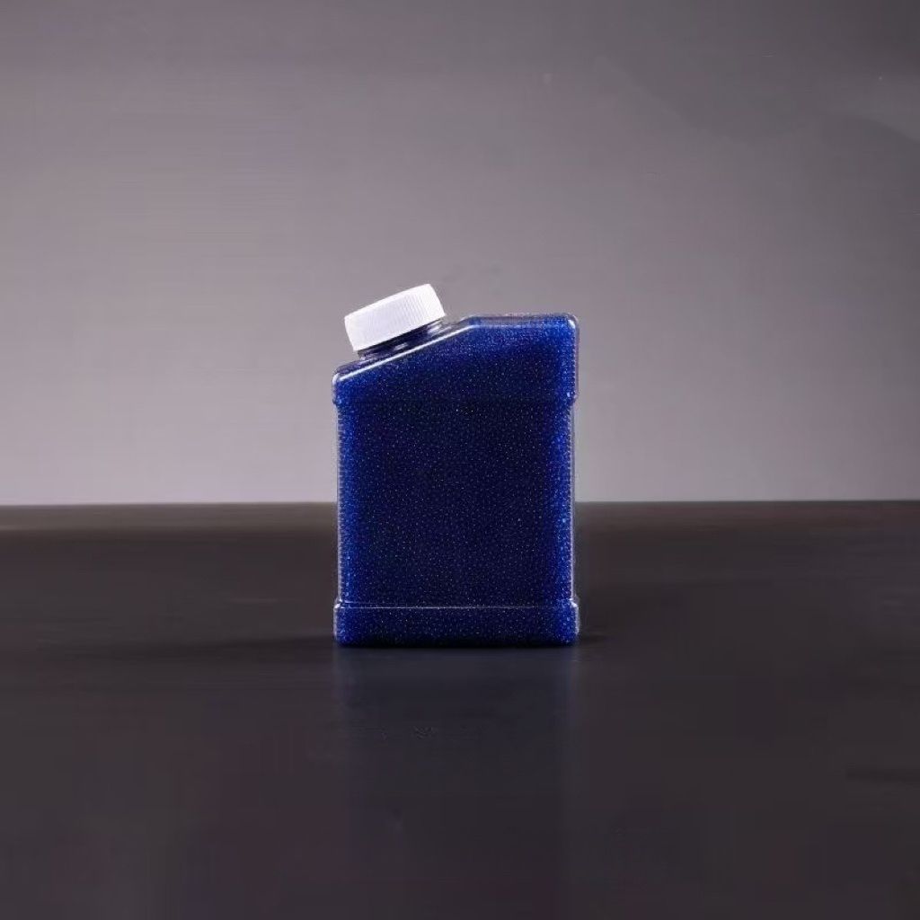 150,000 blue gel balls