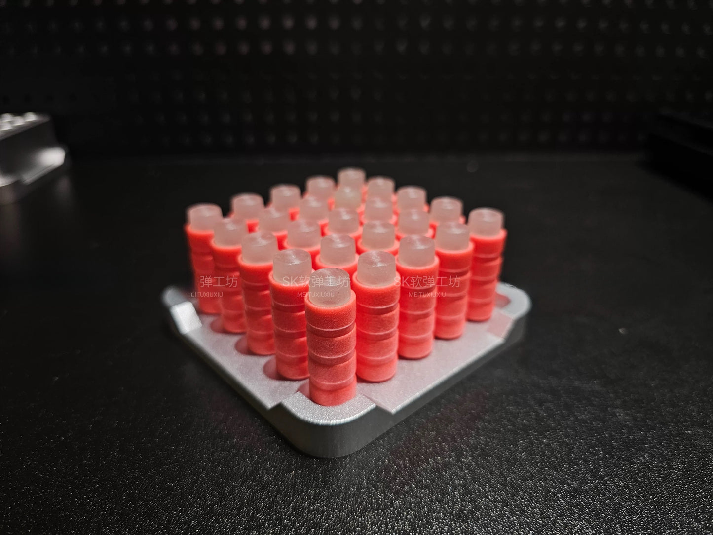 worker-glow-in-the-dark-red-short-darts
