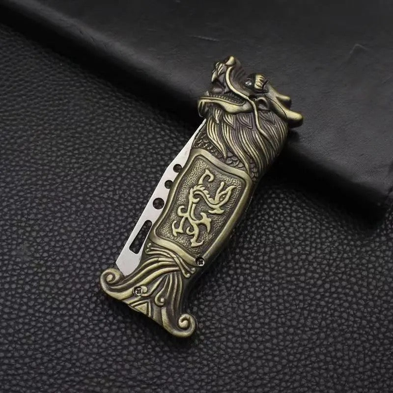 Dragon head bronze lighter