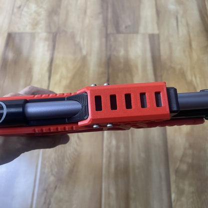 Accessories can be added to the top