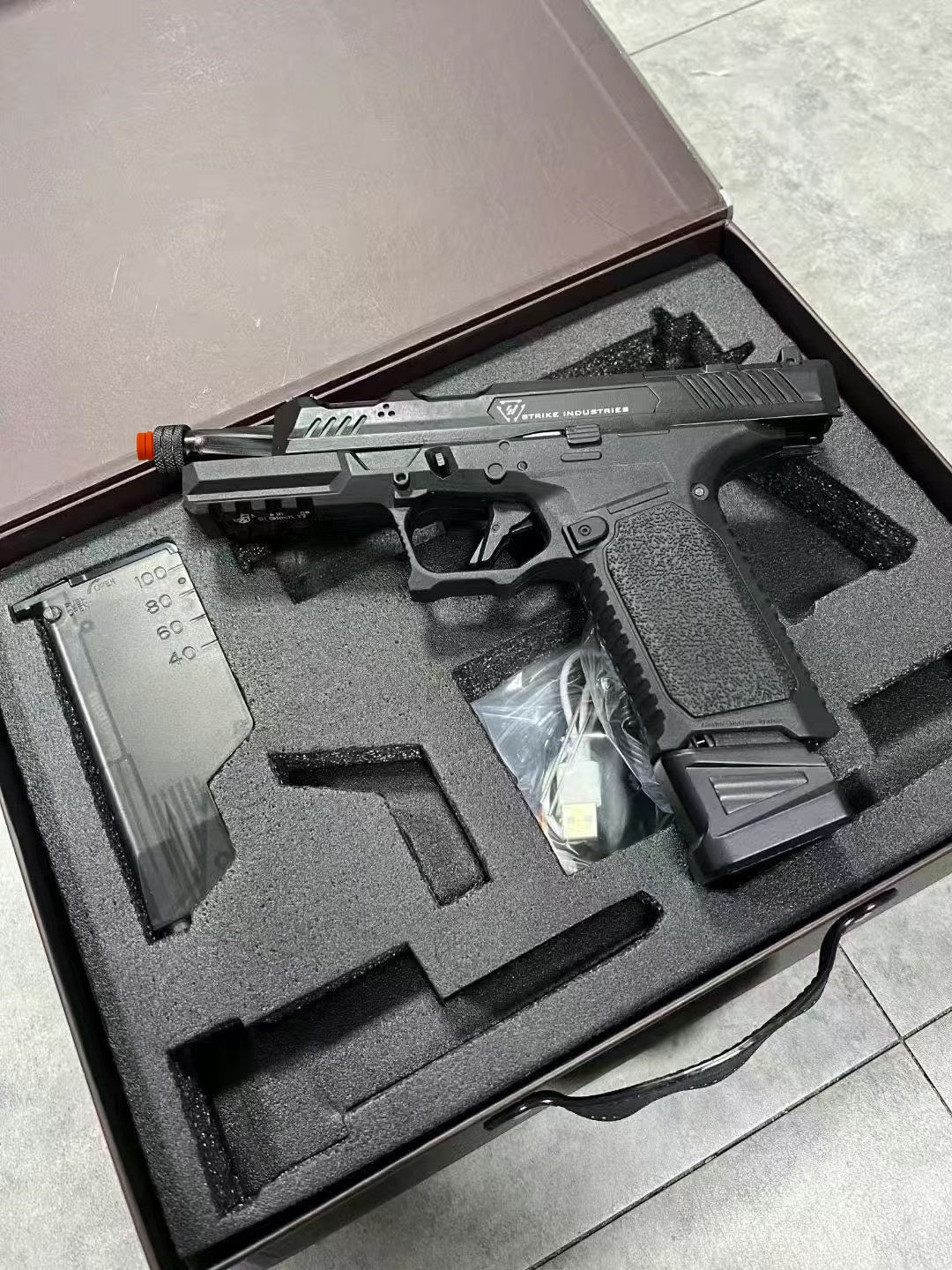 si-g17-black-gel-blaster