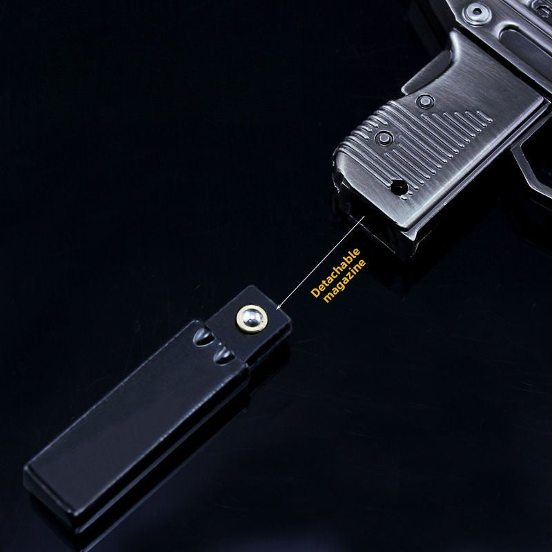 Detachable magazine