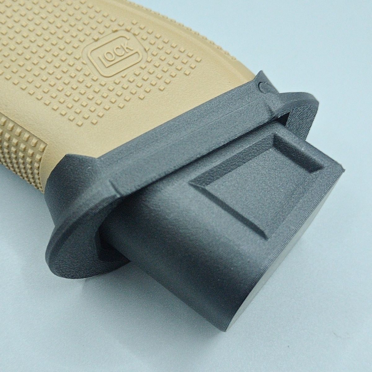 g19x-black-magazine-well