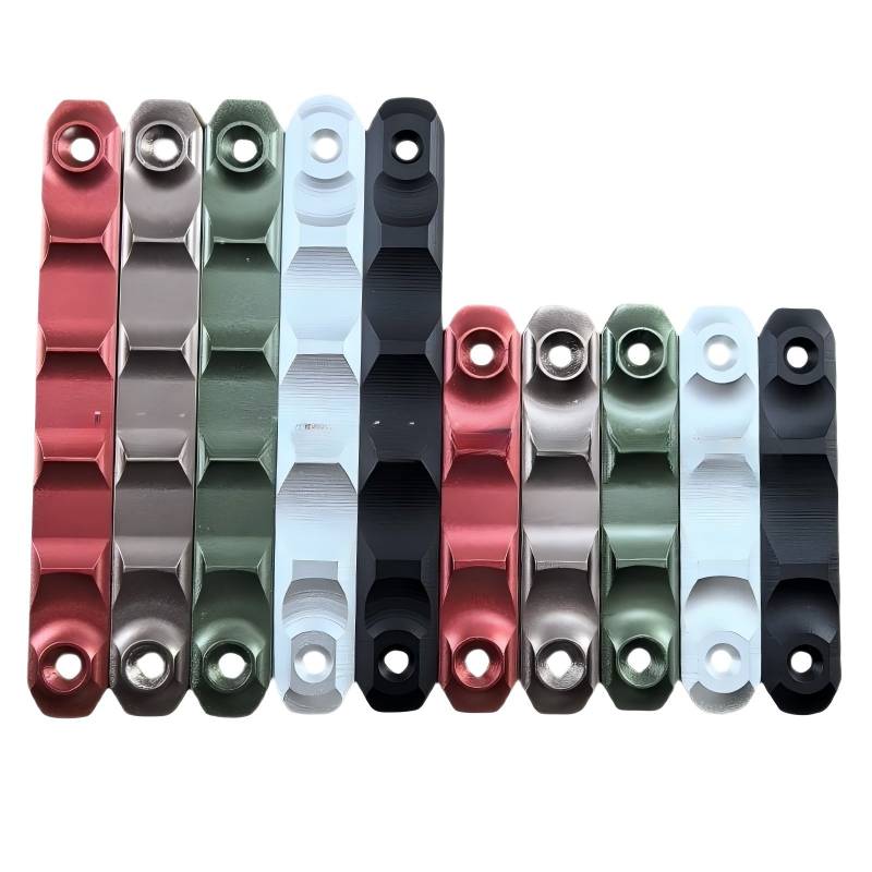 dune-style-metal-handguard-panels