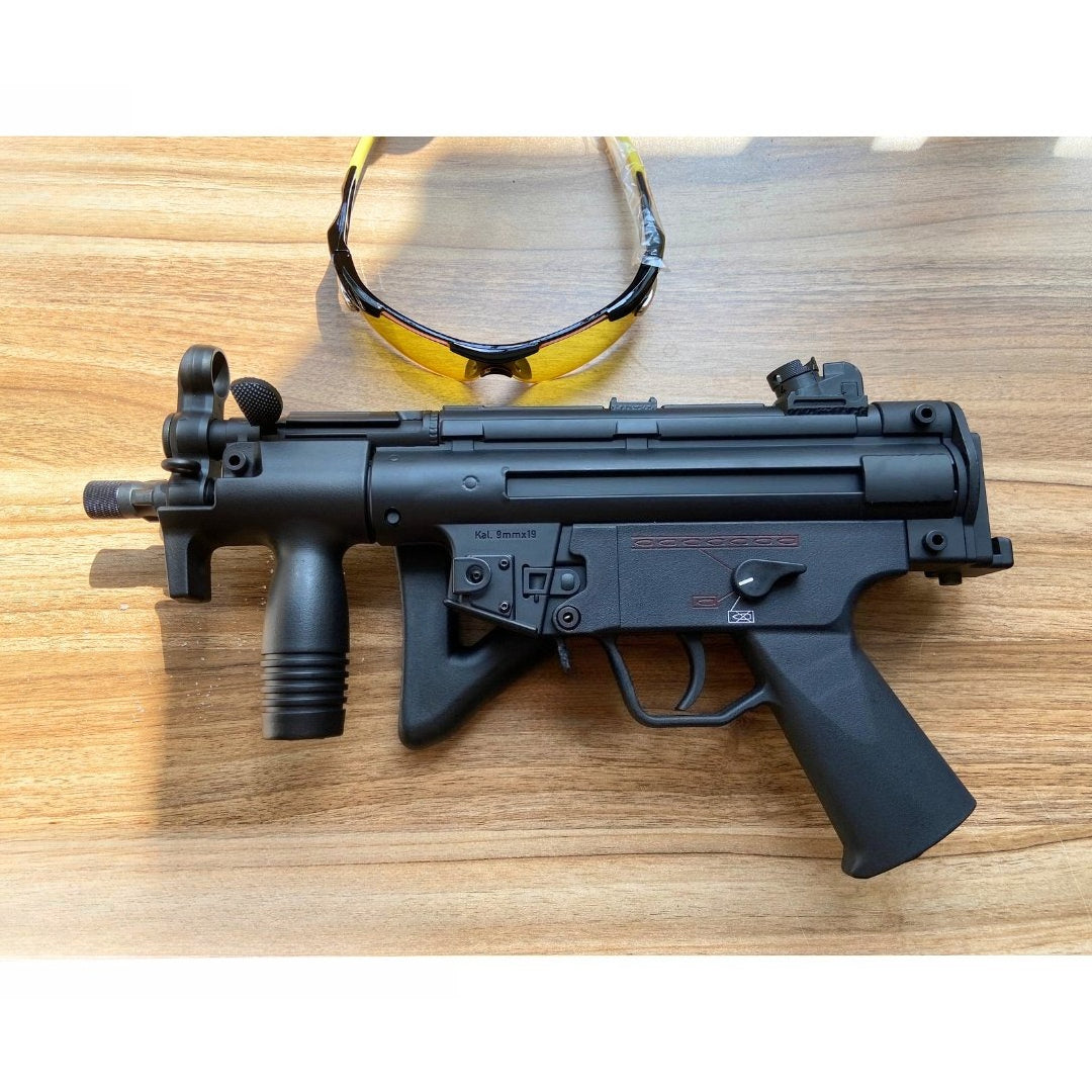 mp5k-front-detail-showcase