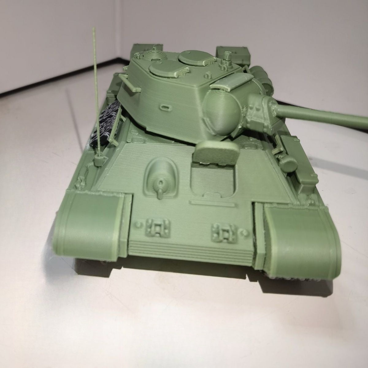 t34-76-soviet-main-battle-tank-model