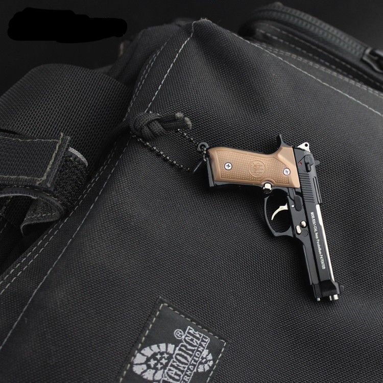 1:3-beretta-m92-keychain
