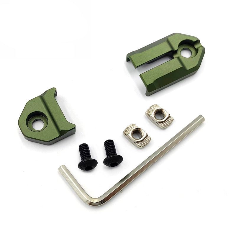 green-metal-tail-clip-holder