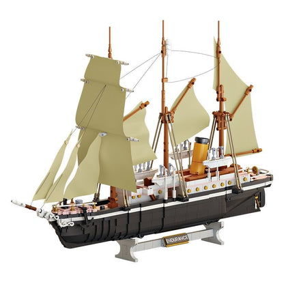 large-endurance-sailboat-building-blocks 