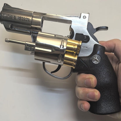 the-revolver-rotates-when-firing