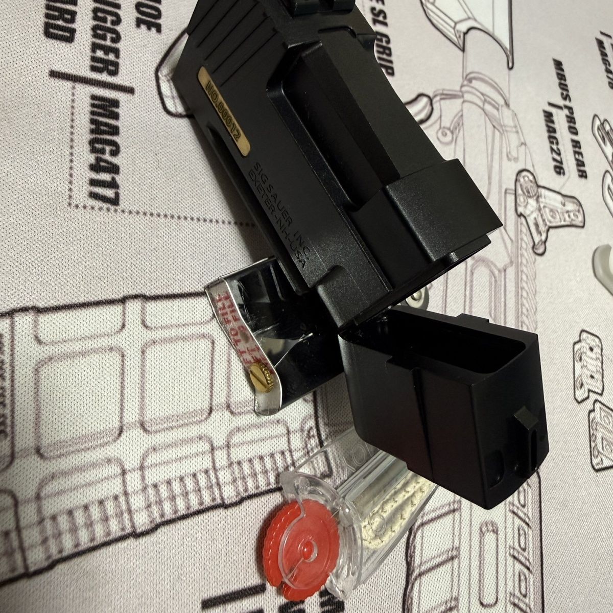 xm17-lighter-details