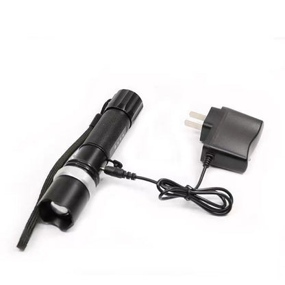 metal-zoom-flashlight