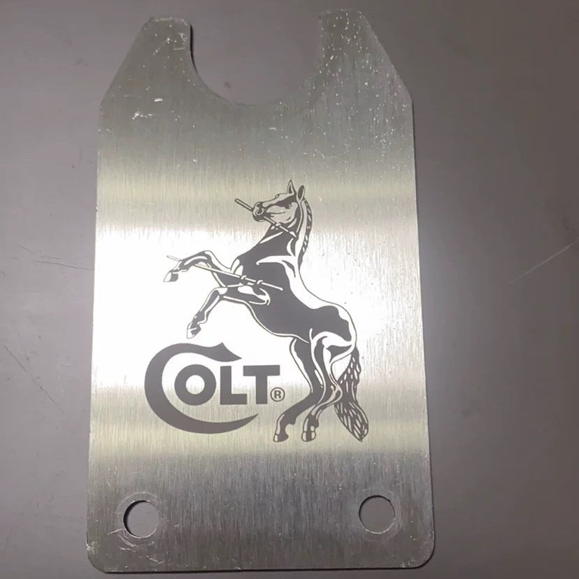 colt-1911-stand