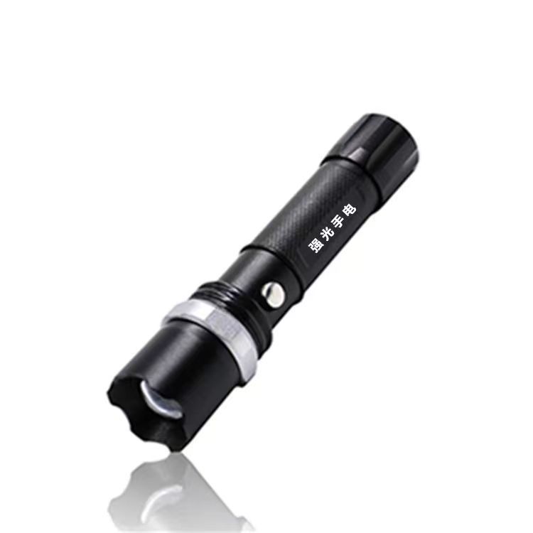 metal-flashlight