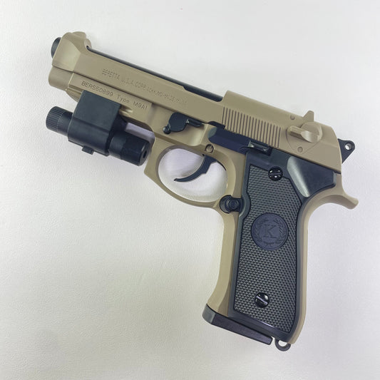 sand beretta M92 gun