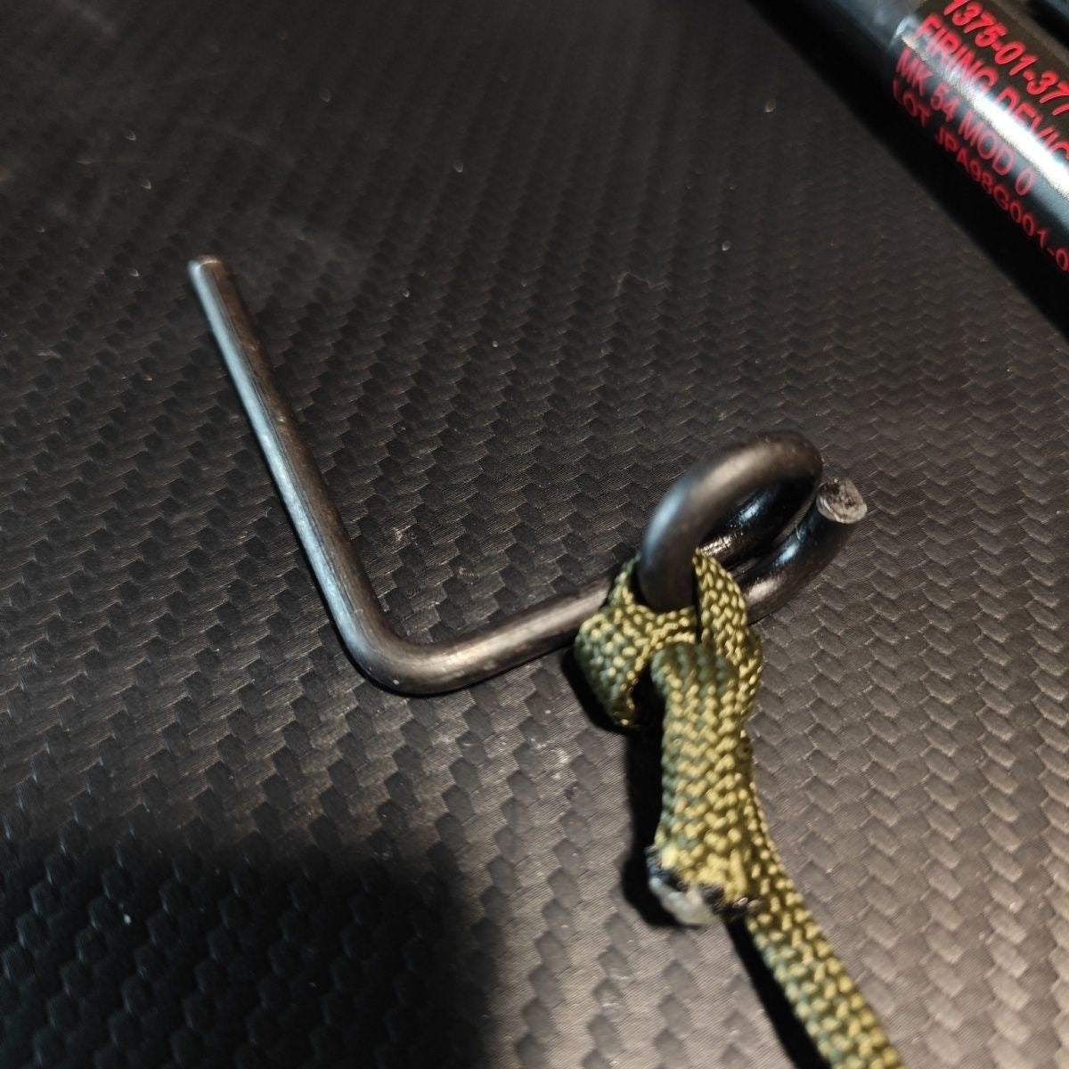 can-be-equipped-with-cable-assembly