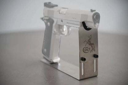 colt-1911-metal-stand