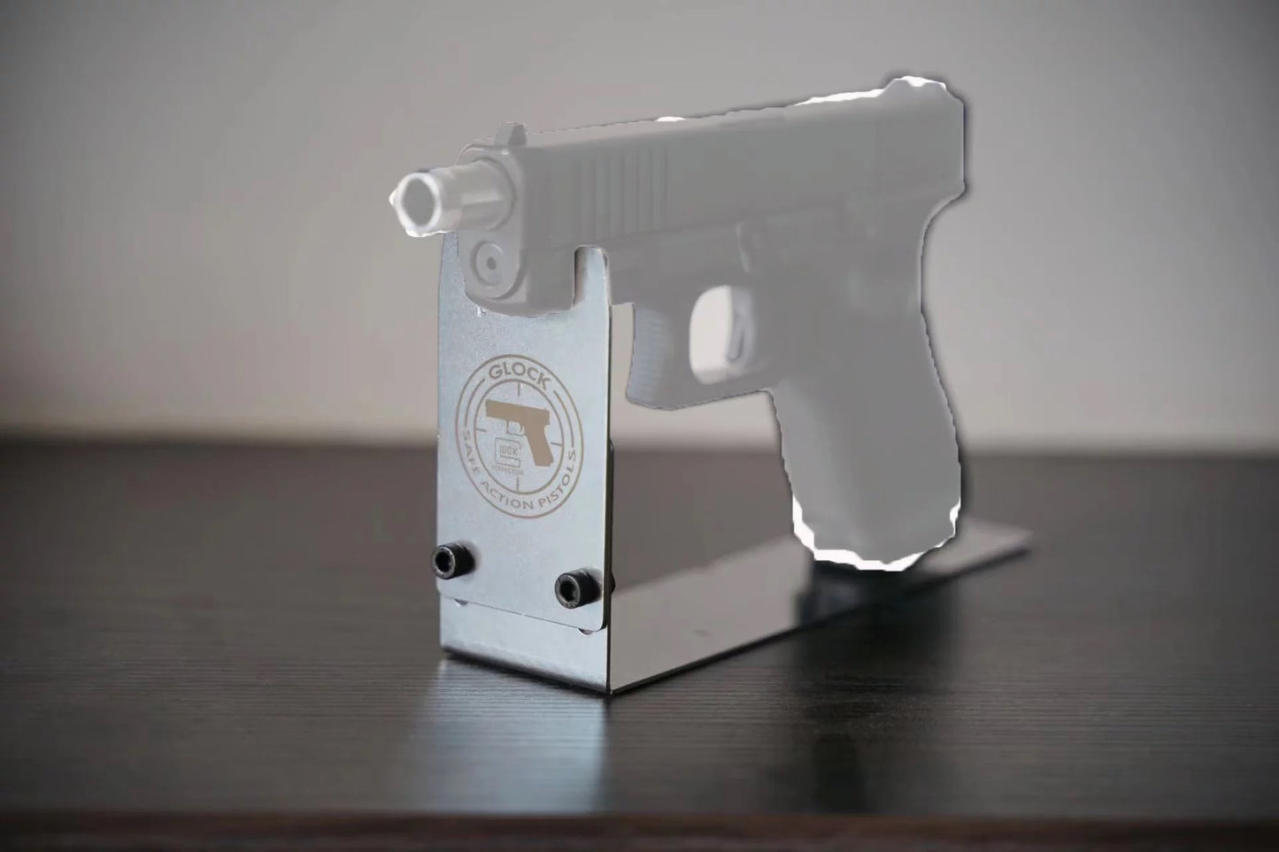 toy-gun-metal-stand