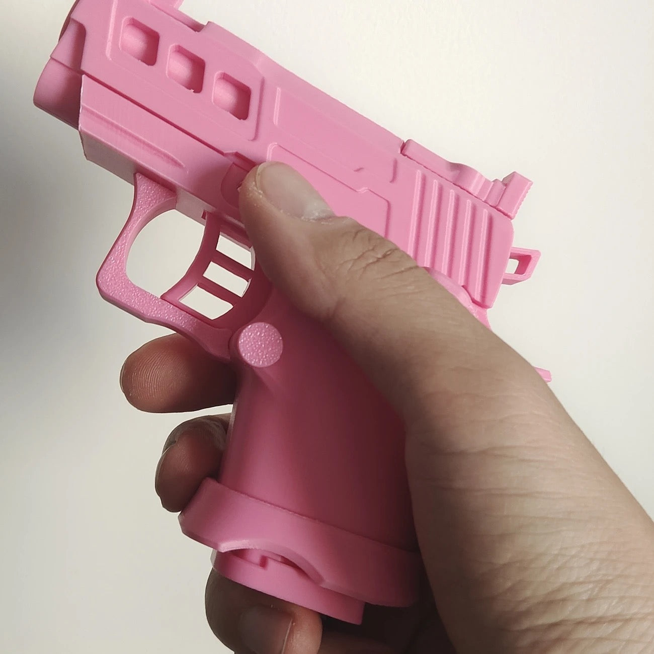 2011-pink-toy-gun