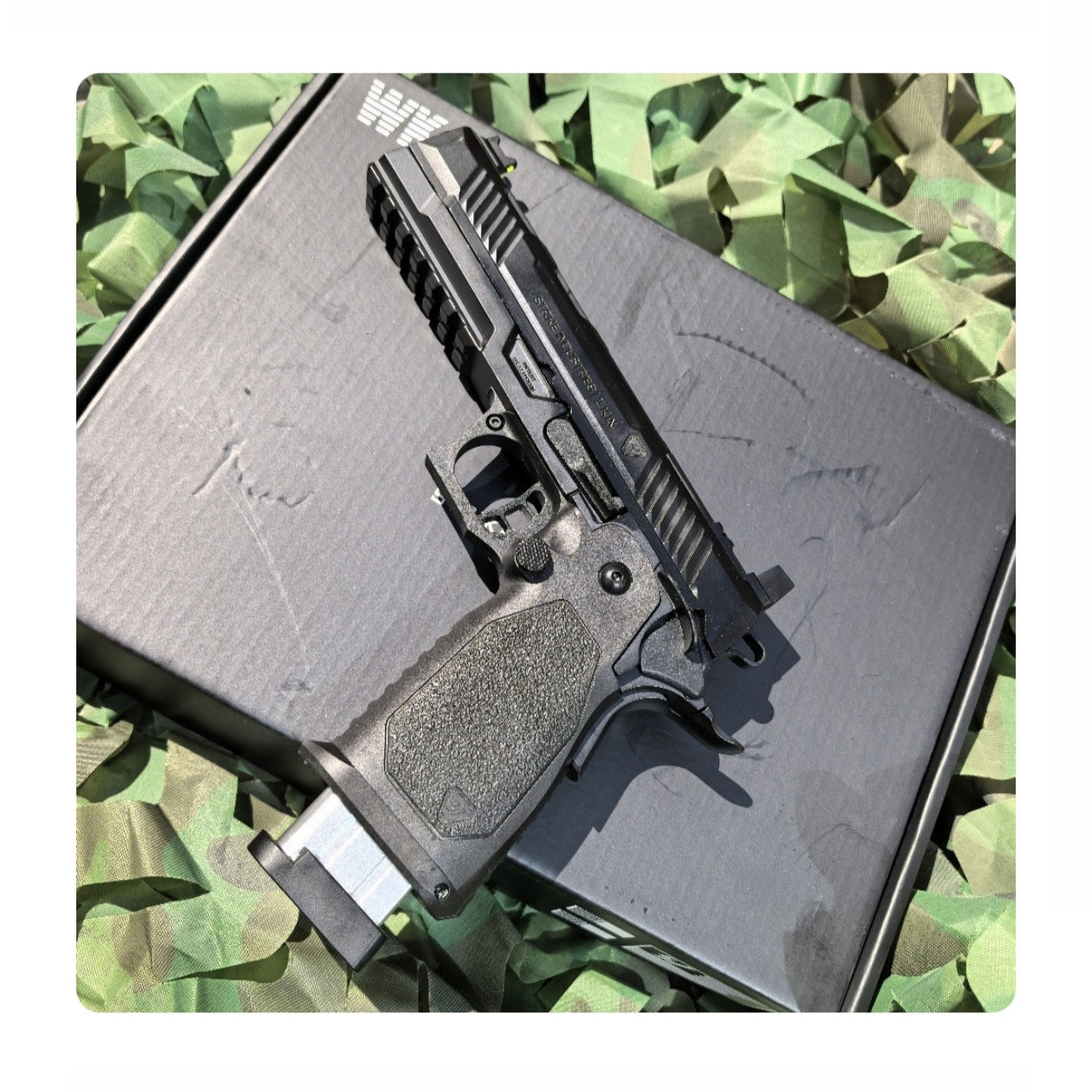 wk-si-2011-toy-gun