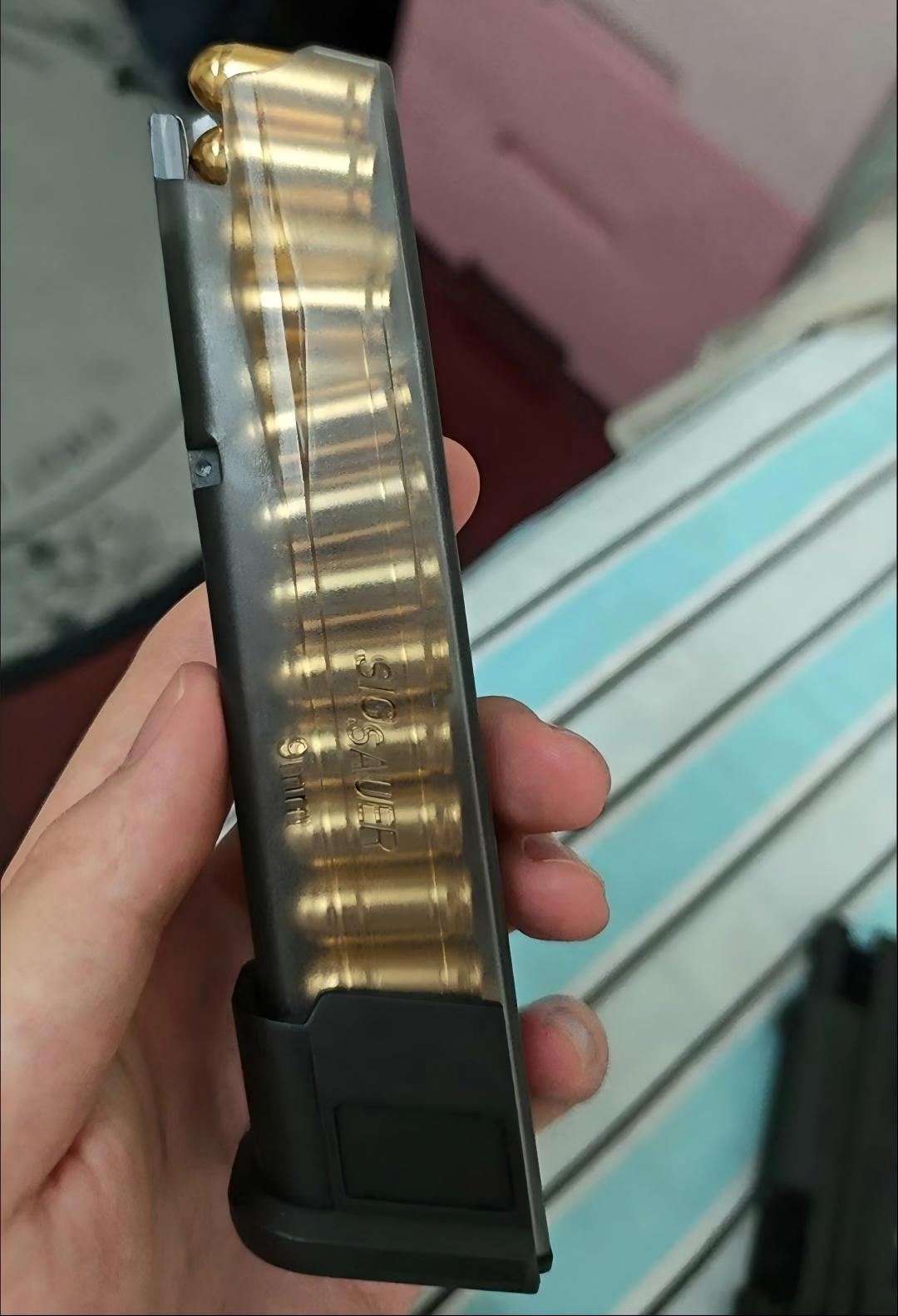 P320-M17-M18-Magazine