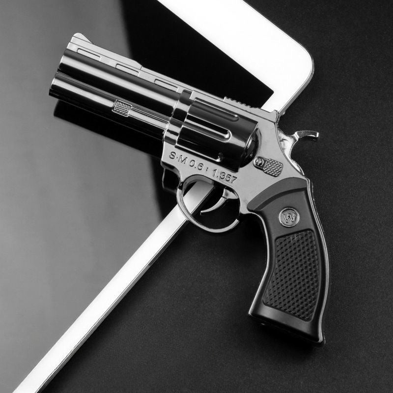 black-revolver-lighter