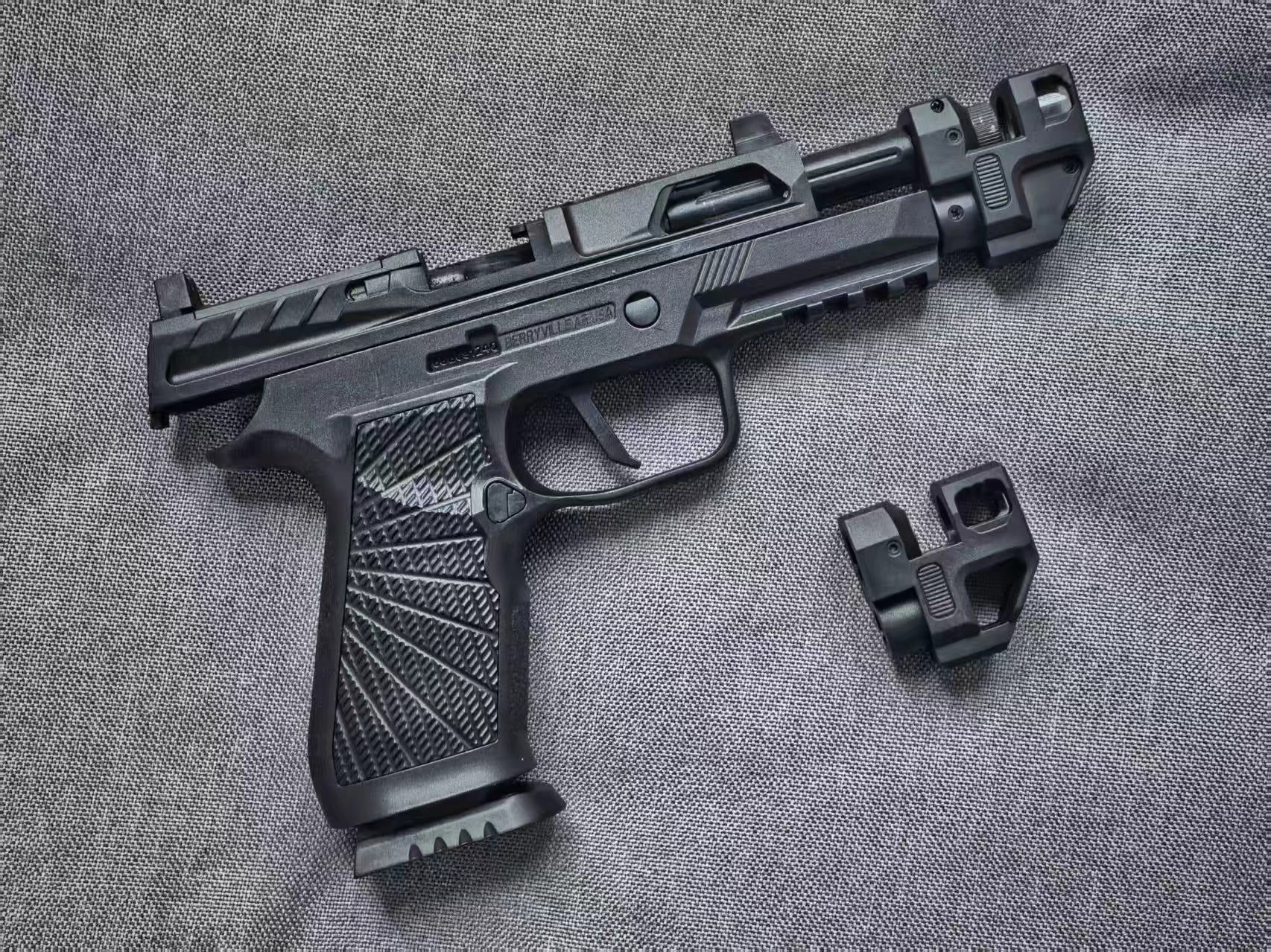 yanhu-p320-rattlesnake-black-gel-blaster