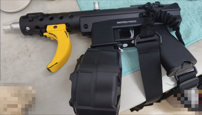 Handi Tec-9 Dual-magazine Glow-in-the-Dark Gel Blaster