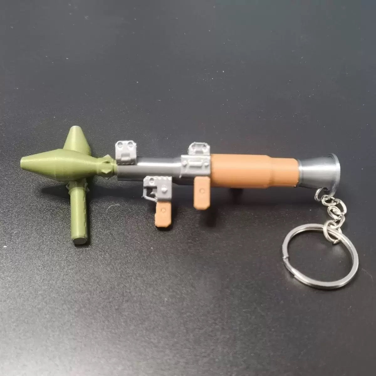 3d-printed-rpg-rocket-launcher-keychain